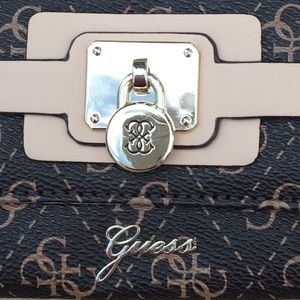 Guess Wallet